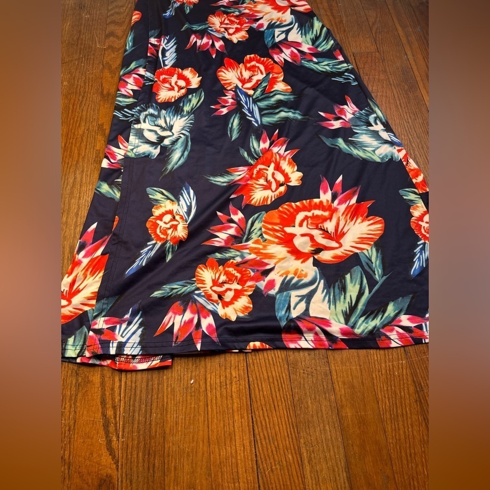 Womens small floral 2piece cropped top w/ long maxi skirt, beach vacation outfit - Picture 3 of 8